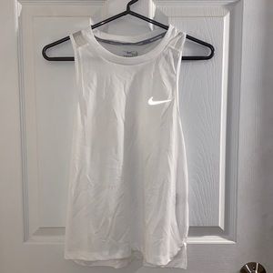 Nike tank